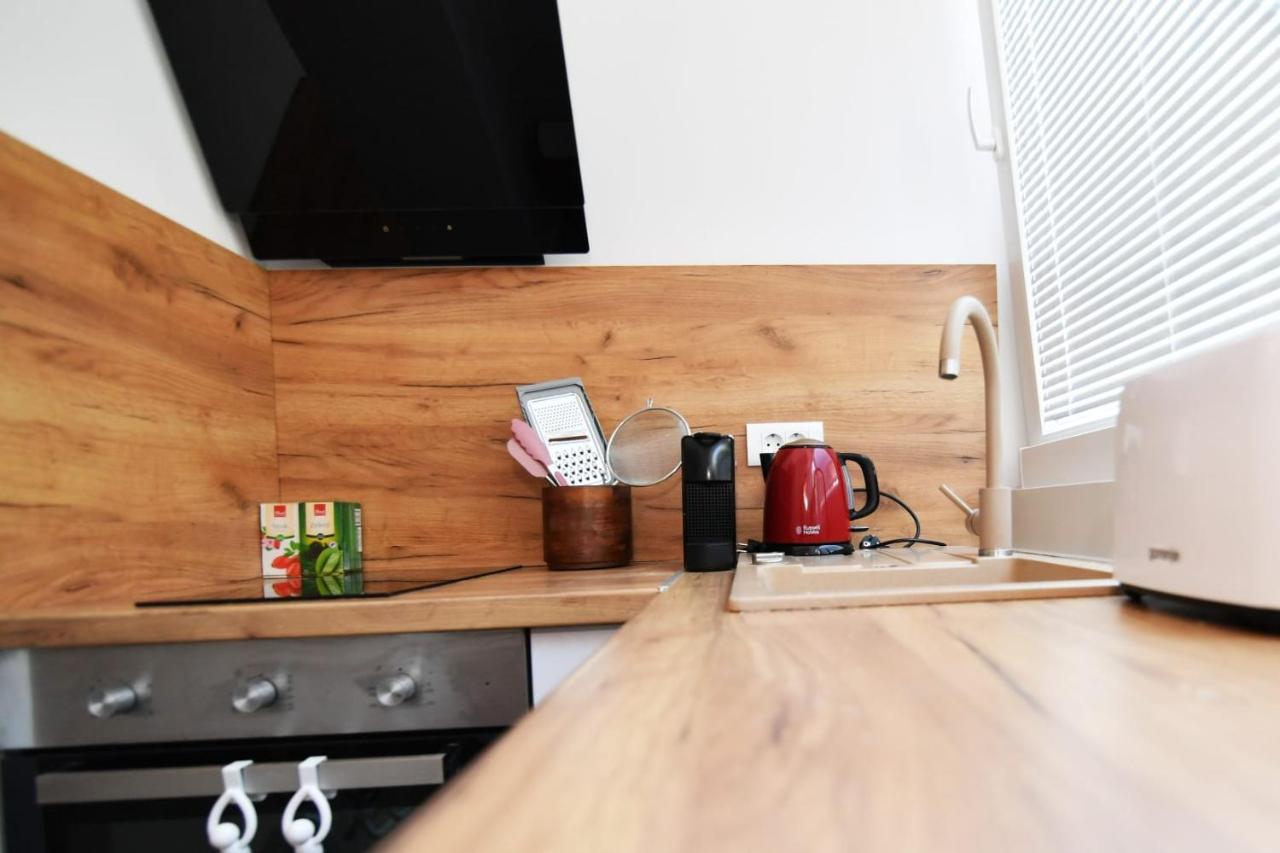 Nicole Apartment Рийека Екстериор снимка